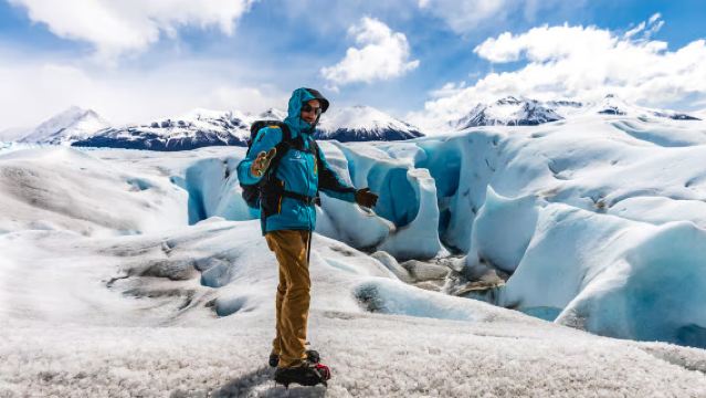El Calafate Departure: Moreno Glacier Trekking + Glacier Cruise Tour in Argentina