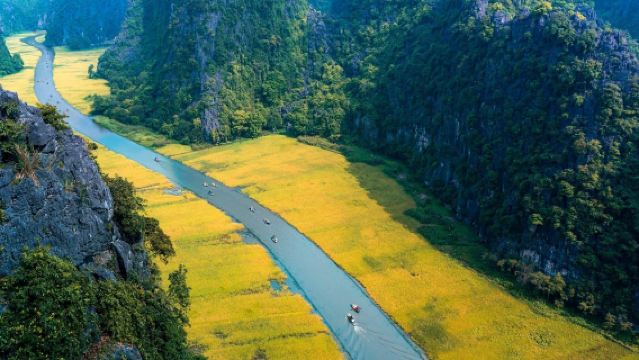 Tour di un Giorno alla Pagoda di Bai Dinh – Paesaggio Scenico di Trang An – Grotta di Mua