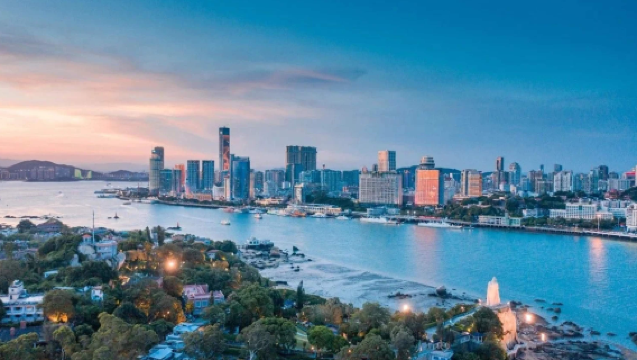 Xiamen, China: Customizable Private Charter Itinerary to the Botanical Garden, Zhonggu Cableway, Shangli Reservoir, and The Jimei School Village