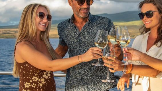 Ka'anapali: Cena en velero al atardecer