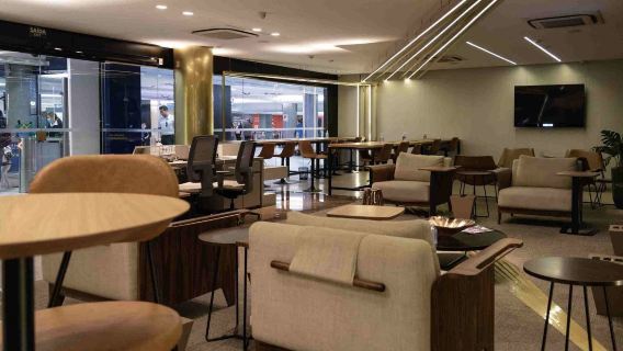VIP-lounge-adgangsbillet til Minneapolis-Saint Paul International Airport i USA (MSP) (inkluderer transfer/vente/hvile-VIP-oplevelse + ro og komfort + gratis mad og drikkevarer)