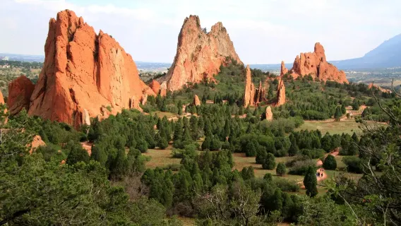 Excursión de un día en servicio de coche privado con conductor en Denver | Jardín de los Dioses + Pico Pike※personalizable