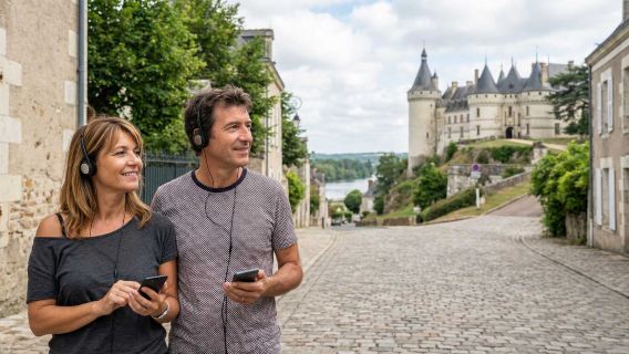 Tour con audioguía de Chaumont: Ecos de castillos, cruces y creatividad