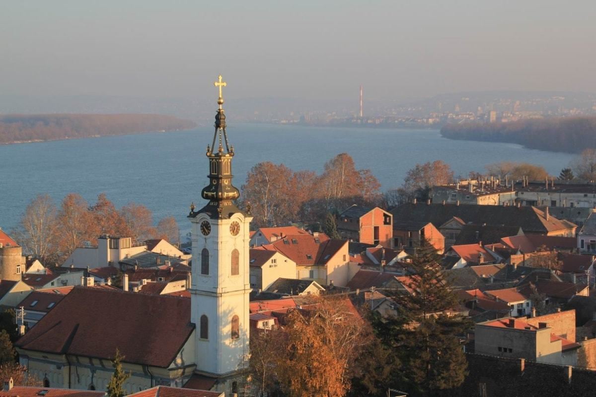 Novi Sad and Sremski Karlovci Day Tour in Serbia: Old Town Sightseeing and Wine Tasting