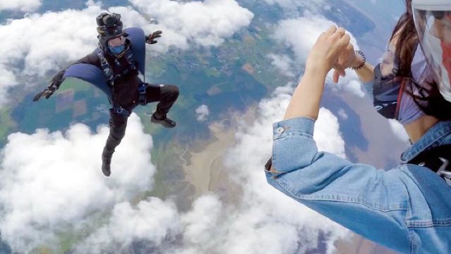 珠海跳傘旅遊 廣東珠海金灣海灘跳傘基地4000公尺海景跳傘 雙人高空跳傘【4000公尺自由落體+高清攝像全程跟拍】