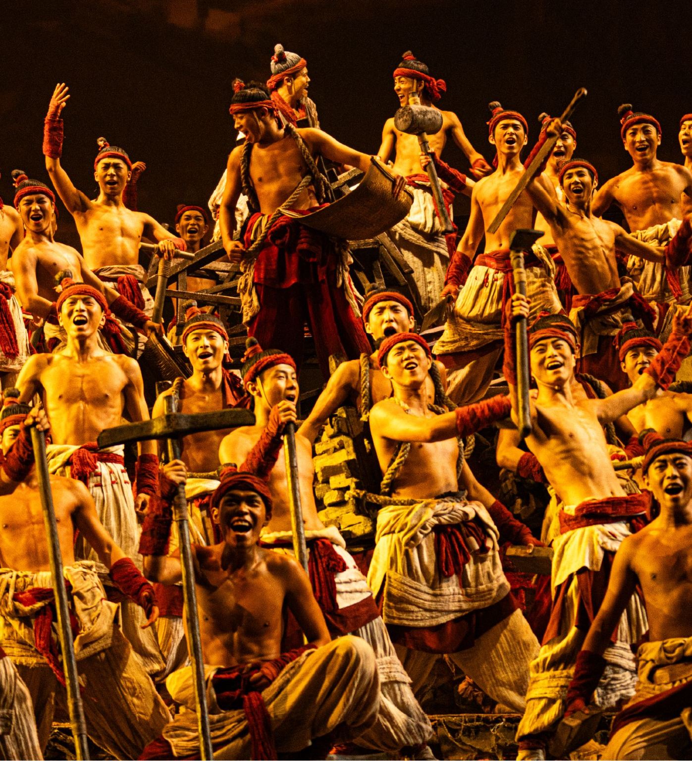 Xi'an's "The Mighty Qin Dynasty": A journey through time, immersing you in the millennia-old splendor of the Qin Dynasty.