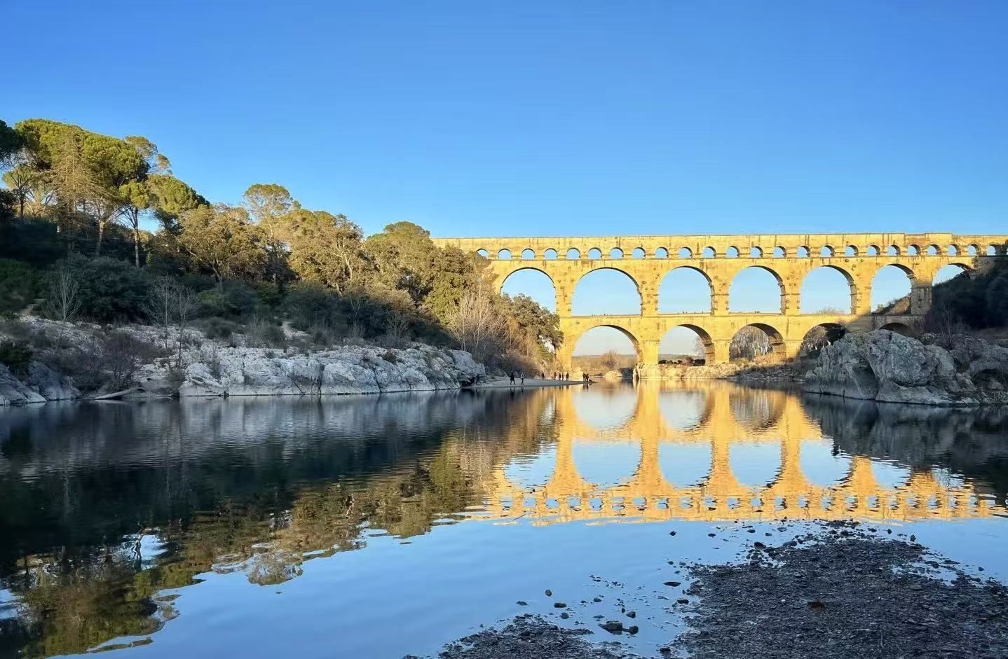 阿維尼翁來回－羅馬遺跡到梵高花海－解鎖普羅旺斯的文明與藝術