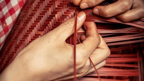 Chengdu Bamboo Weaving Experience+Bowl Tea+Sichuan Opera | Exploring the Journey of ICH