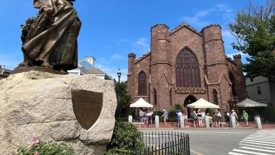 AmesburyTours