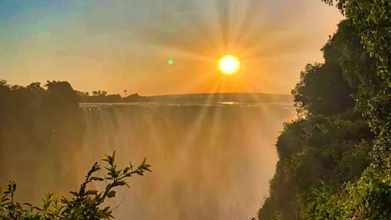 Cataratas Victoria: Visita guiada a la selva tropical de las cataratas