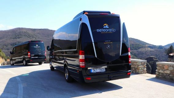 Meteora: Guided Sunset Tour with Monasteries and Caves Visit