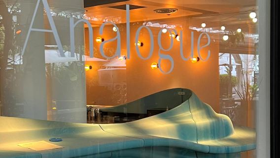 Singapore Analogue viral restaurant reservation service