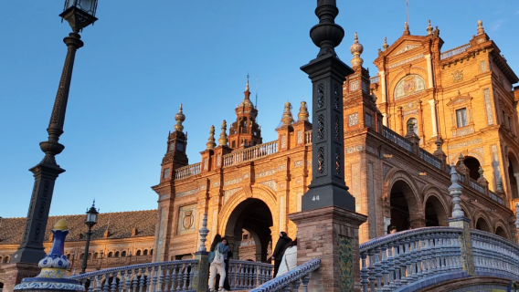 西班牙塞維利亞大教堂+塞維利亞軍史博物【中文司機/可訂多日】
