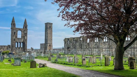 Edinburgh round-trip - St Andrews 1-day tour with Chinese private charter