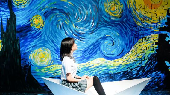 Tur Shanghai Circus World dan Van Gogh Starry Night [Tamu Tiongkok dan mancanegara dapat memesan satu orang, pertunjukan pukul 19.30]