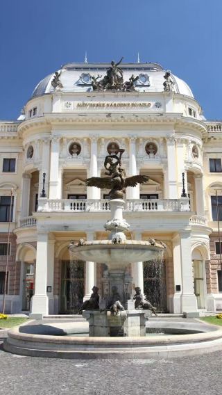 1-day Bratislava City Tour in Slovakia (English-speaking group)|3–5 hours