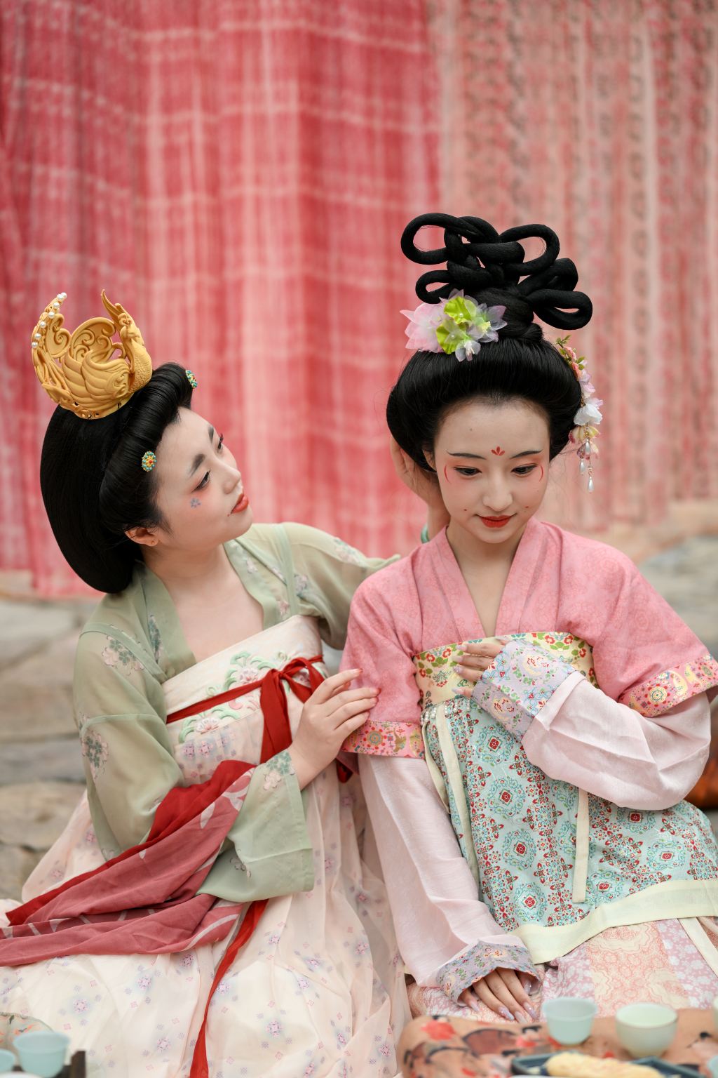 Emperor Qinshihuang's Mausoleum Site Museum (Terracotta Army) + Huaqing Palace + Mount Li + Chinese/English Guide Day Tour