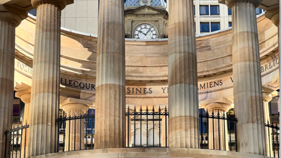 Australia Brisbane JC (BNE) [perkhidmatan pengangkutan/perjalanan tersuai]