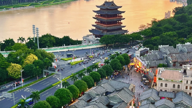 三街兩巷2H人員導覽 橄欖遊●資深導遊精講 私人導覽含耳麥