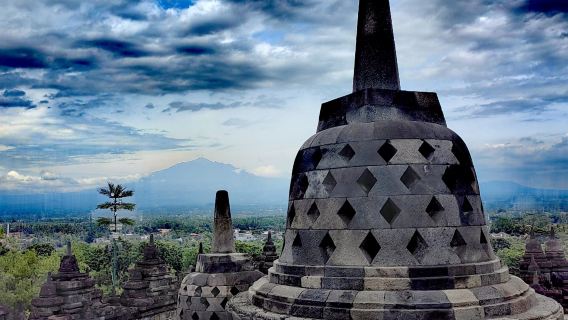 Tour di un giorno a Yogyakarta, Indonesia [Borobudur + Palazzo del Sultano + Taman Sari + Prambanan]
