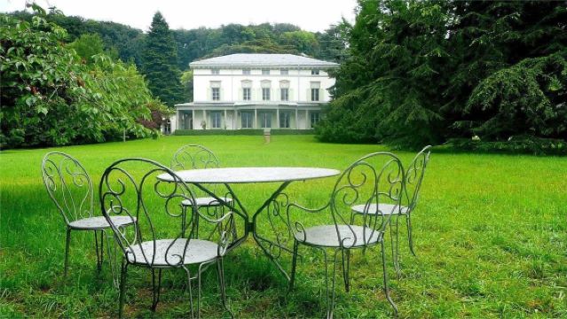 日內瓦-蒙特勒人文自然之旅：西庸城堡+葡萄梯田+卓別林故居