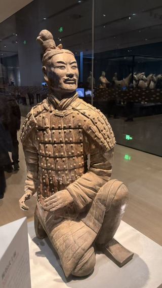 西安世界遺産デイツアー-秦始皇兵馬俑博物館＆華清宮 | 多言語オプション