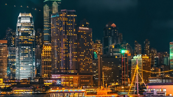 Afternoon departure · 1-day private tour in Hong Kong, Central + Victoria Peak + immersive Victoria Harbour night view