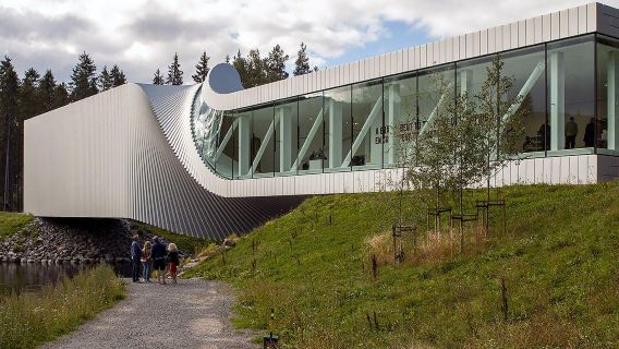 Bertolak dari Oslo|Muzium Kistefos + Kastil Akershus/Tidak termasuk tiket