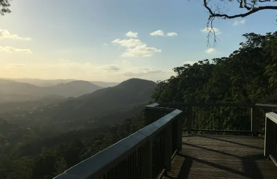 陽光海岸內陸日遊：風景、美食、芝士及美酒之旅