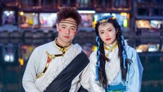 掲陽旅行写真【ドライバーとディレクター + 航空マイクロフィルム + メイクと衣料品&アクセサリー+ 旅程のカスタマイズ + ネガ無料 + 人数無制限】