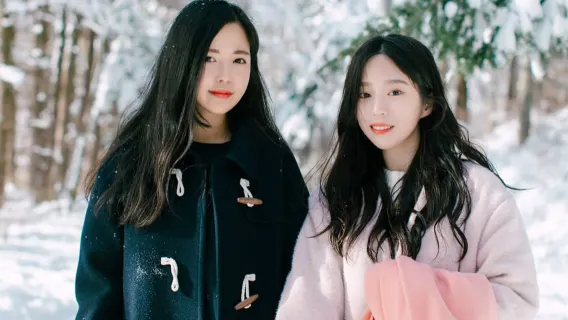 Travel photography in Avignon, France[Driver and guide + travel photography + wedding photography, aerial photography, micro film + makeup and Clothes & Accessories+ itinerary customization and private charter]