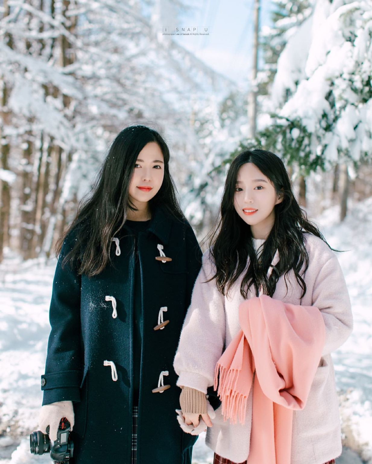 Avignon Trip Moments in France[Driver-guide plus travel photography + wedding aerial photography microfilm + makeup & costumes + customized itinerary with private charter]