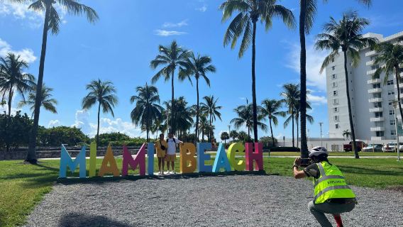 Miami Beach: Highlights Tour by Bike