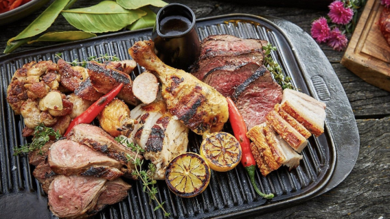 Walter Peak High Country Farm BBQ Dinner and Lake Sunset Cruise | English Tour with Meals | Queenstown