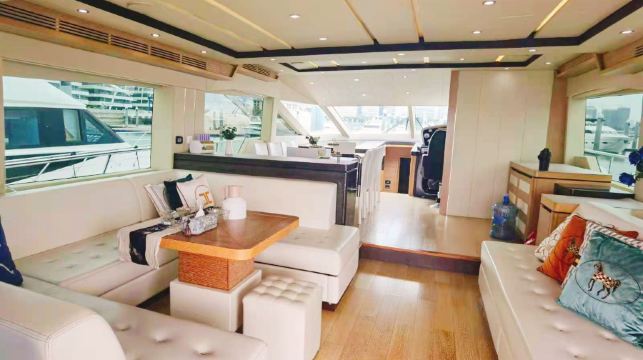 廈門五緣灣68呎豪華遊艇包船出海～支持海釣生日求婚高端商務接待