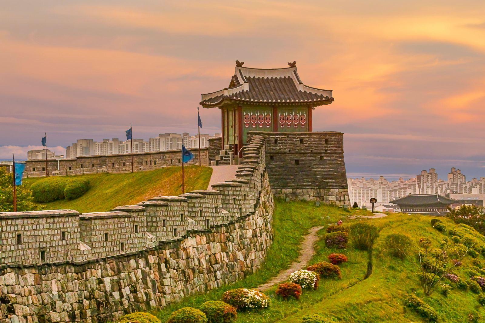 Korean Folk Village X Suwon Hwaseong Fortress X Jebudo Sea cable car |Depart from Seoul