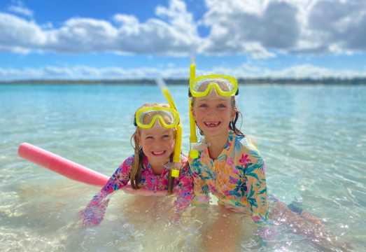 Fraser Island K'gari 1-day tour [includes lunch, Hervey Bay transfers, snorkeling/kayaking] AUD 272.23