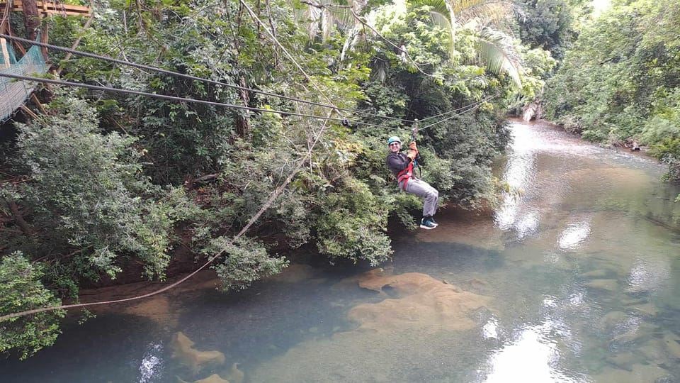 Belize: Zipline-Tour durch die Baumkronen und Höhlen