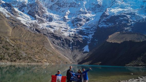 Cusco: Laguna Humantay con desayuno y almuerzo buffet