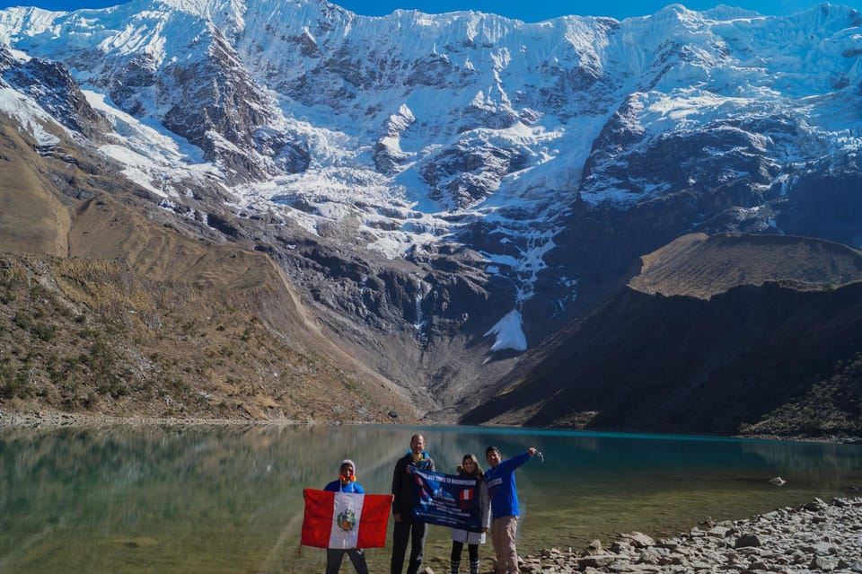 Cusco: Humantay Lake with Breakfast and Buffet Lunch