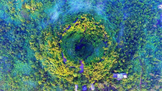 【純玩·全景海口】火山口+觀瀾湖華誼馮小剛電影公社+文筆峰+海瑞+老街+午餐