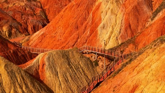 水墨丹霞+炳靈寺+黃河三峽風景名勝區+黃洮交匯一日遊【市內接駁】