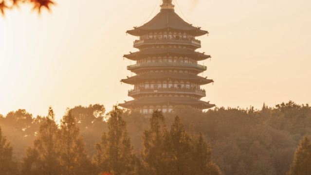 杭州西湖遊船+雷峰塔+宋城+千古情純玩無購物一日遊