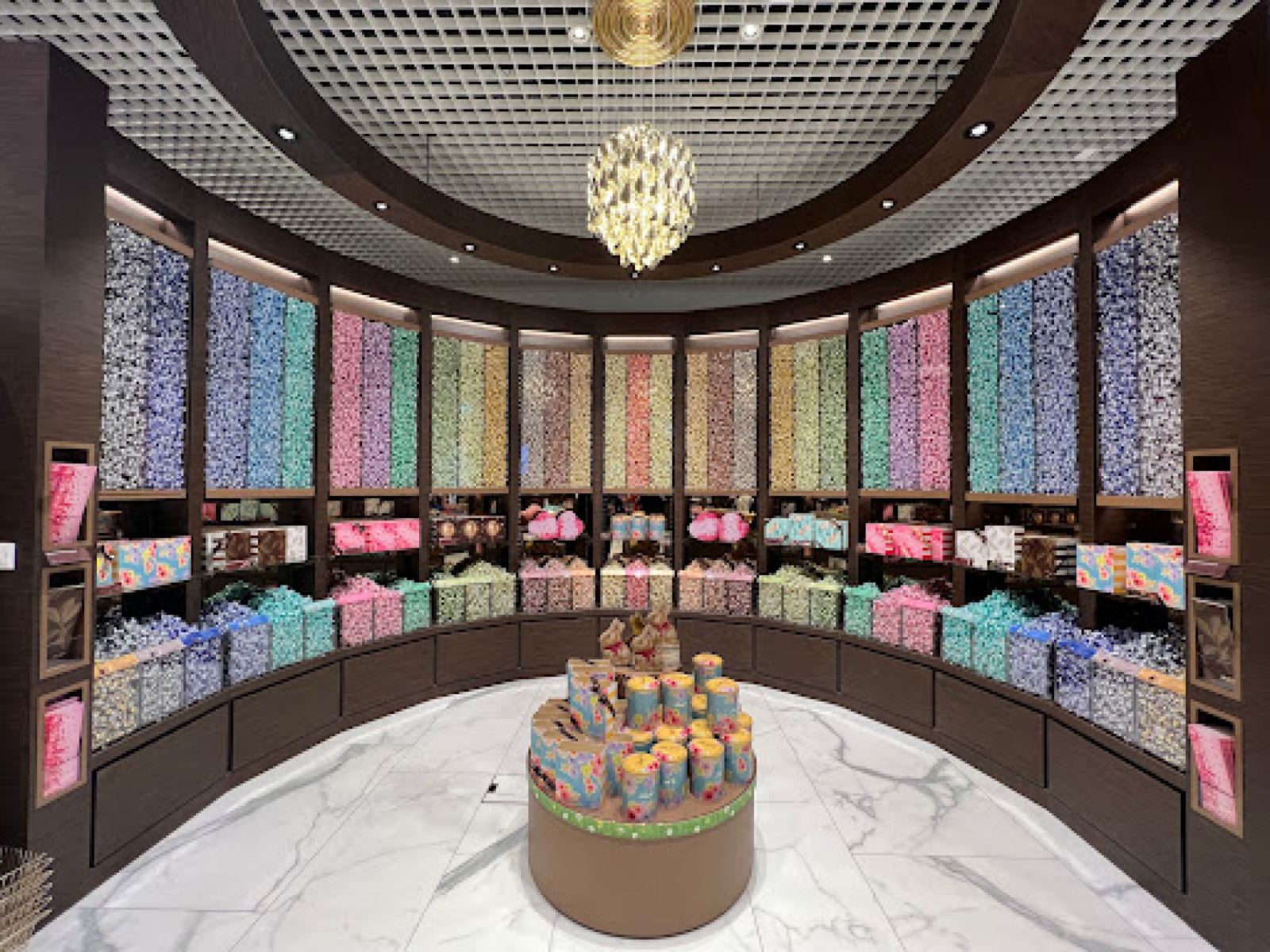 蘇黎世一日遊【老城區+蘇黎世湖+巧克力博物館+蘇黎世市政廳】中文