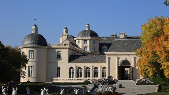 Tour di un giorno a Yinchuan Qingtongxia Grand Canyon del Fiume Giallo + Museo Geologico del Ningxia + Cantina Longyu con servizio in inglese