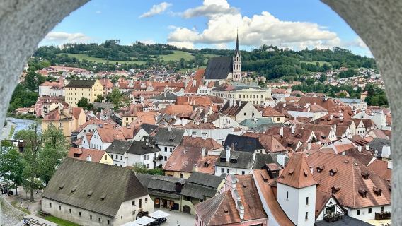 [Czech Prague-Bandar CK] Teras taman + Katedral (tidak termasuk tiket masuk) Lucky Travel
