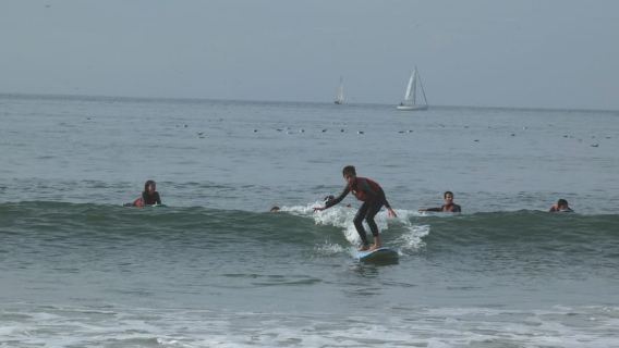 Porto: Surf Lesson in a small group