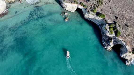 Otranto: Boat Tour, possibility of bath swimming aperitif