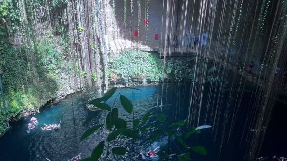 Mexico: Mil Columnas + Chichen Itza + Cenote Ik Kil