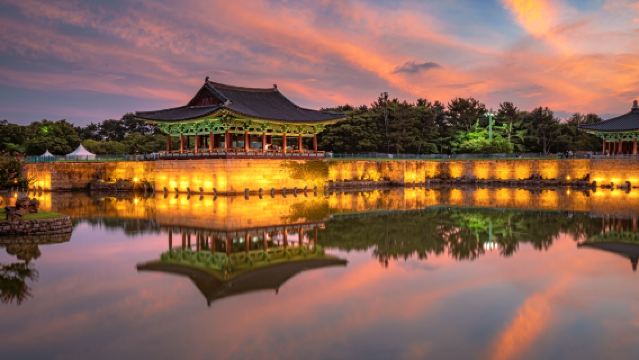 韓国【釜山-慶州】古都世界遺産ワンデーツアー【純粋な観光・ガイド付き】